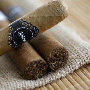 Custom Cigars image
